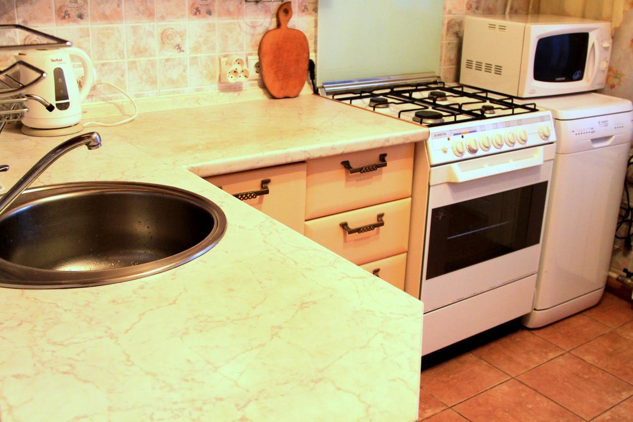 Apartment Near Metro Akademgorodok Kijów Zewnętrze zdjęcie
