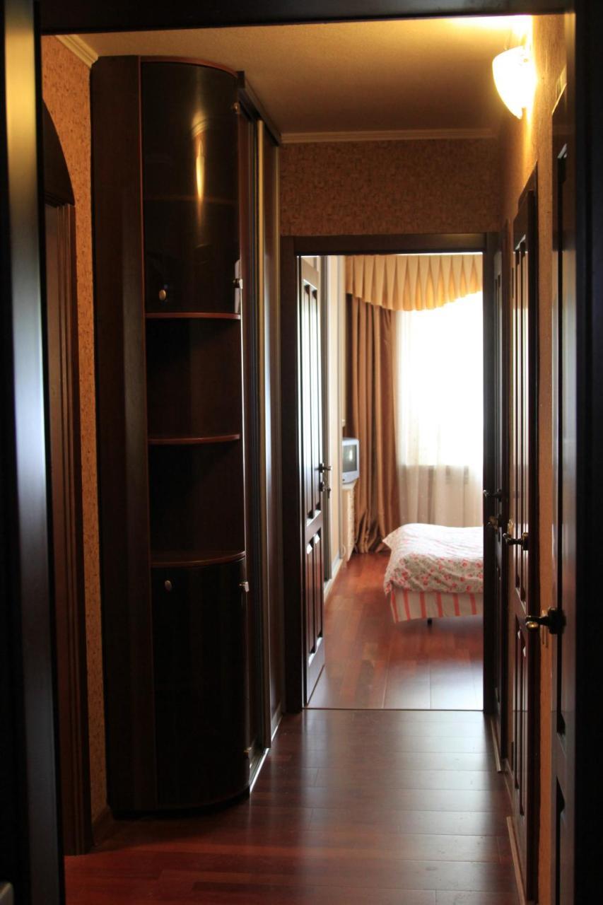 Apartment Near Metro Akademgorodok Kijów Zewnętrze zdjęcie
