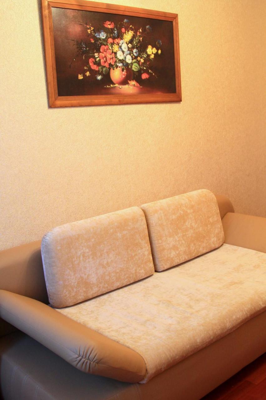 Apartment Near Metro Akademgorodok Kijów Zewnętrze zdjęcie