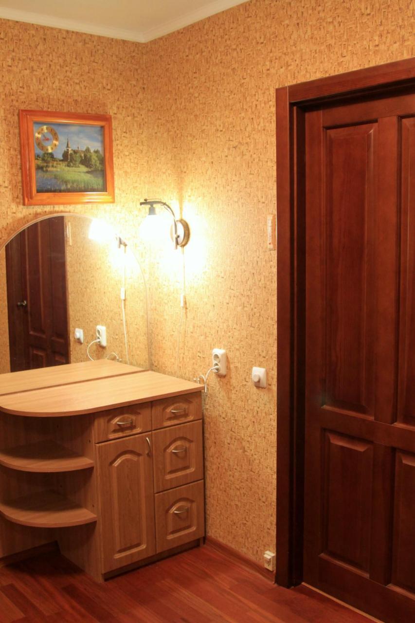 Apartment Near Metro Akademgorodok Kijów Zewnętrze zdjęcie